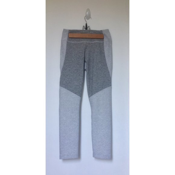 Outdoor Voices 3/4 Two-Tone Leggings Small - Picture 3 of 7